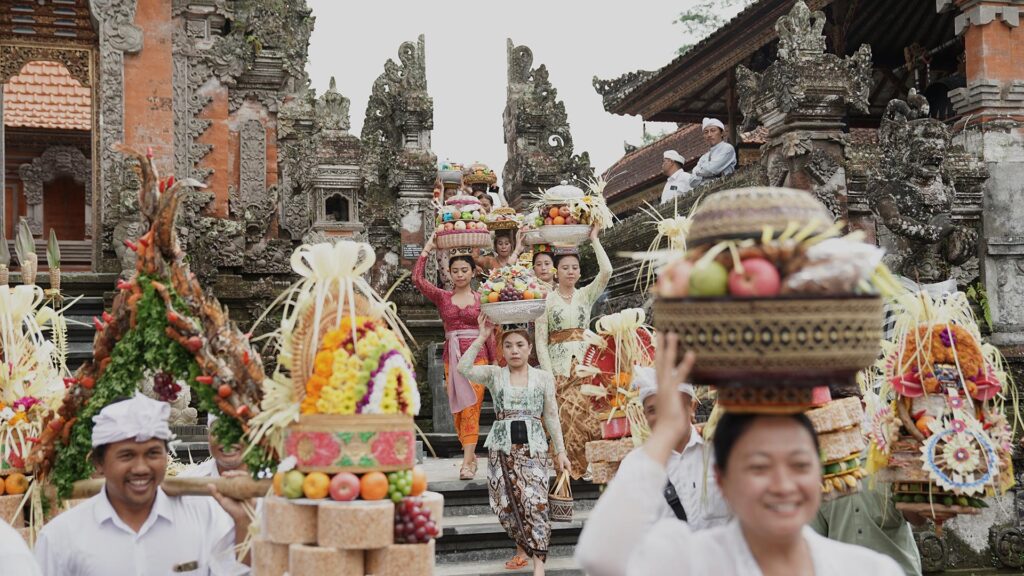 Aci Nyacahin Ceremony with Puri Gangga Resort Ubud