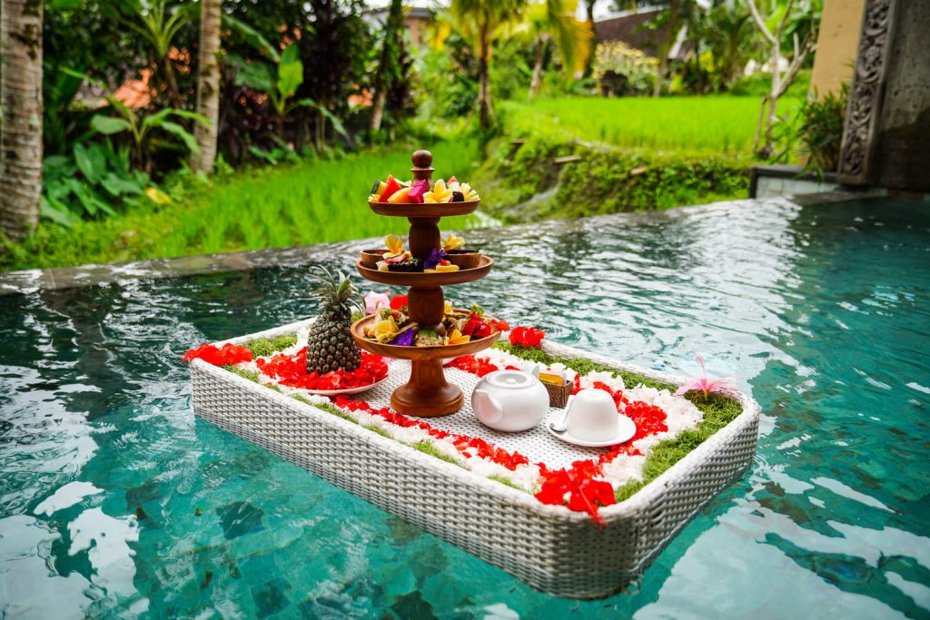 Afternoon Tea Experience at Kailasha Restaurant of Puri Gangga Resort