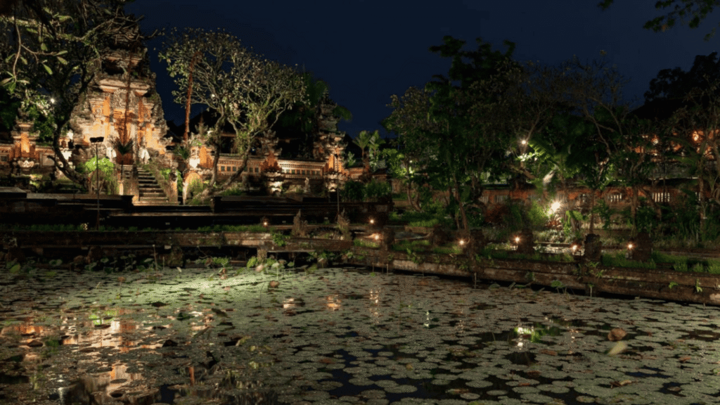 pura-taman-saraswati-ubu (3)