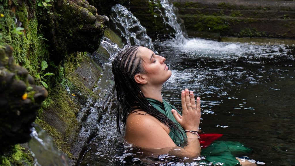 bali-purification-ritual